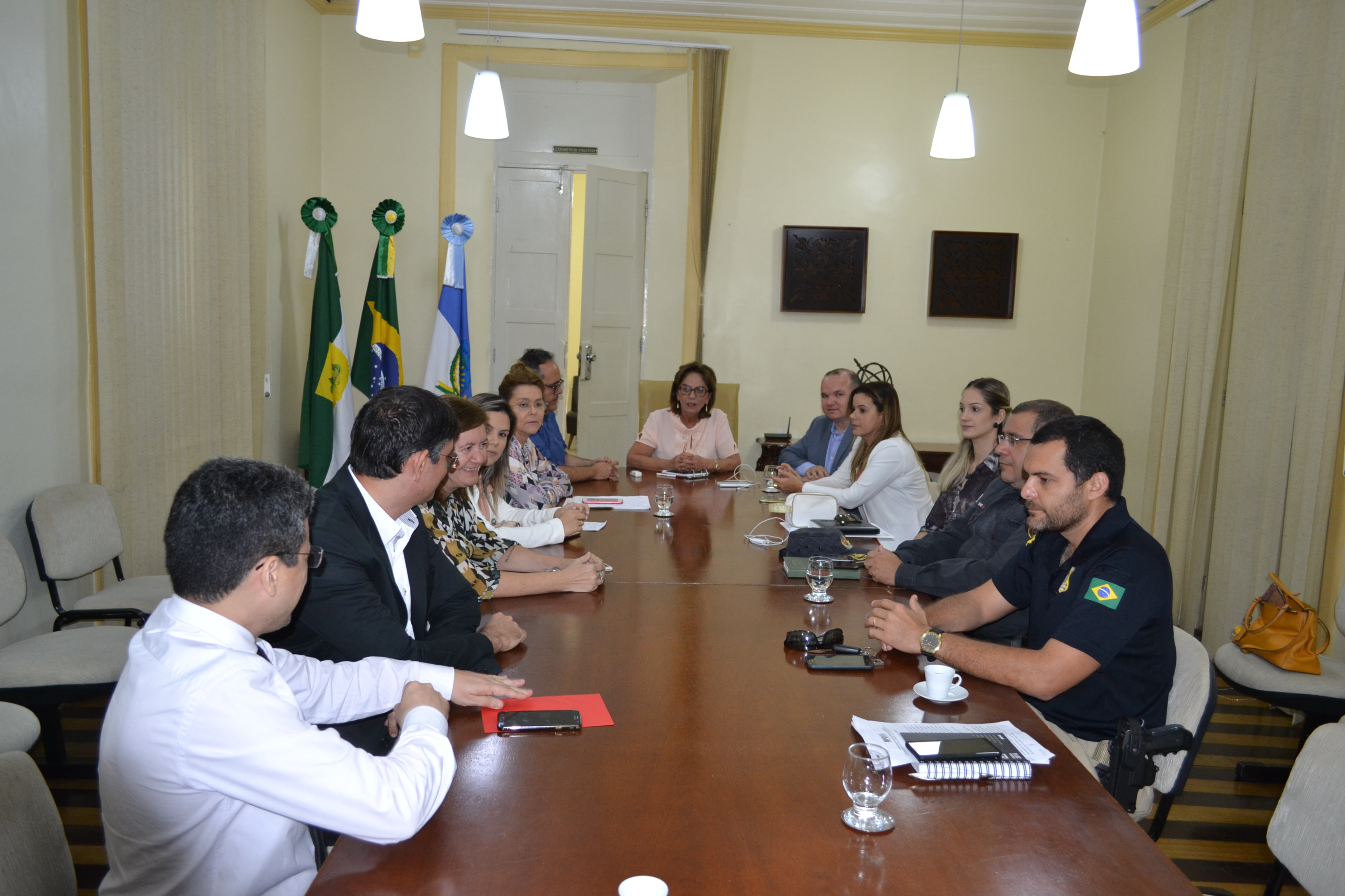 Prefeita reúne representantes da segurança antes da abertura oficial do Mossoró Cidade Junina