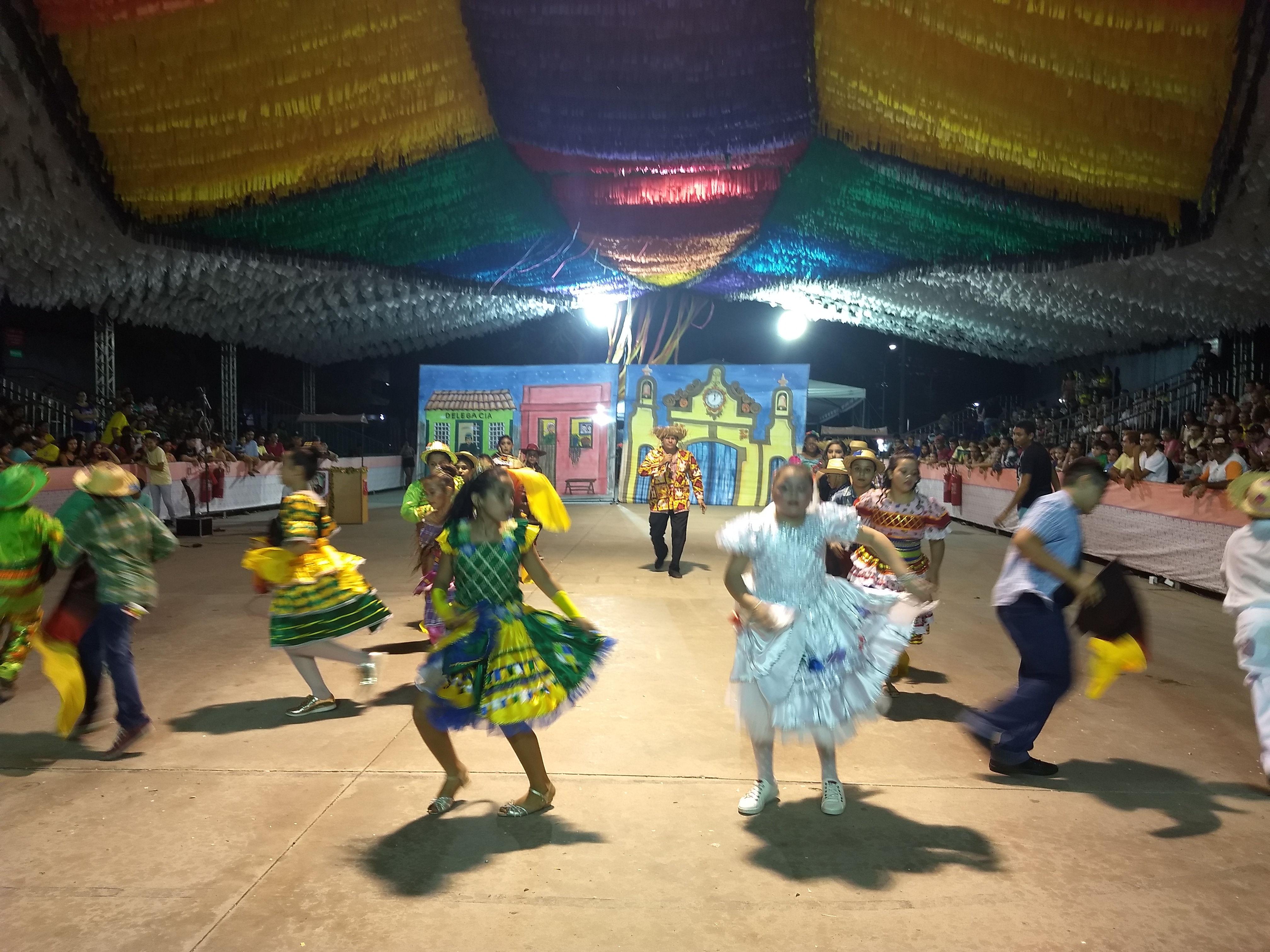 Crianças fazem a festa no Concurso Infantil de Quadrilha Junina