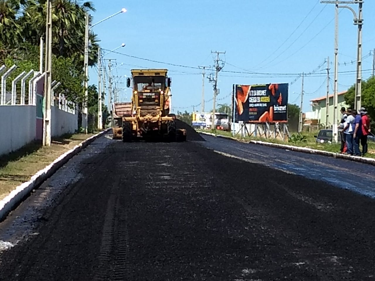 Prefeitura dá início às obras de capeamento e recapeamento no Vingt Rosado