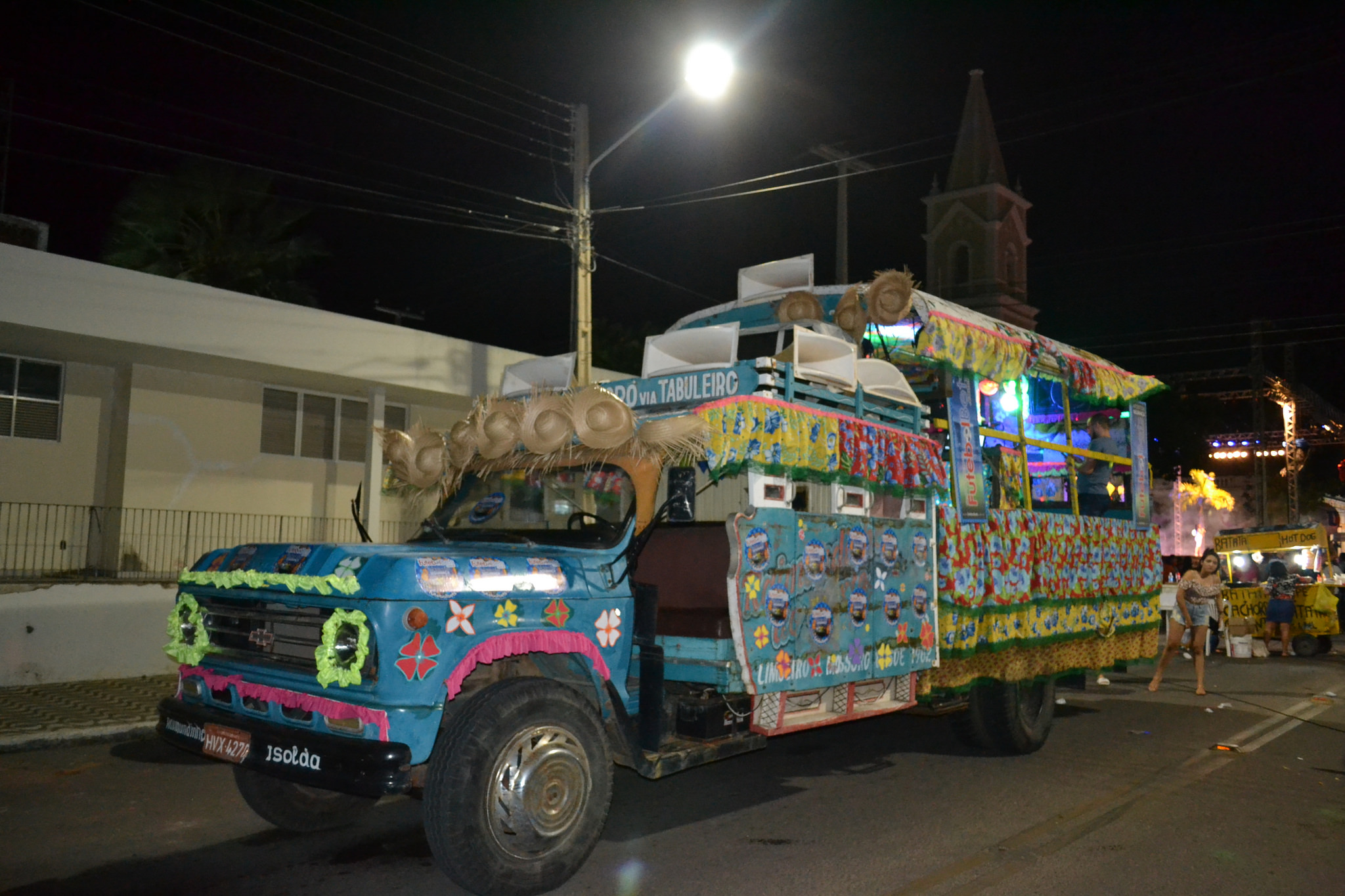 Pau de Arara Eletrônico parte da Cidadela e atrai mossoroenses e turistas