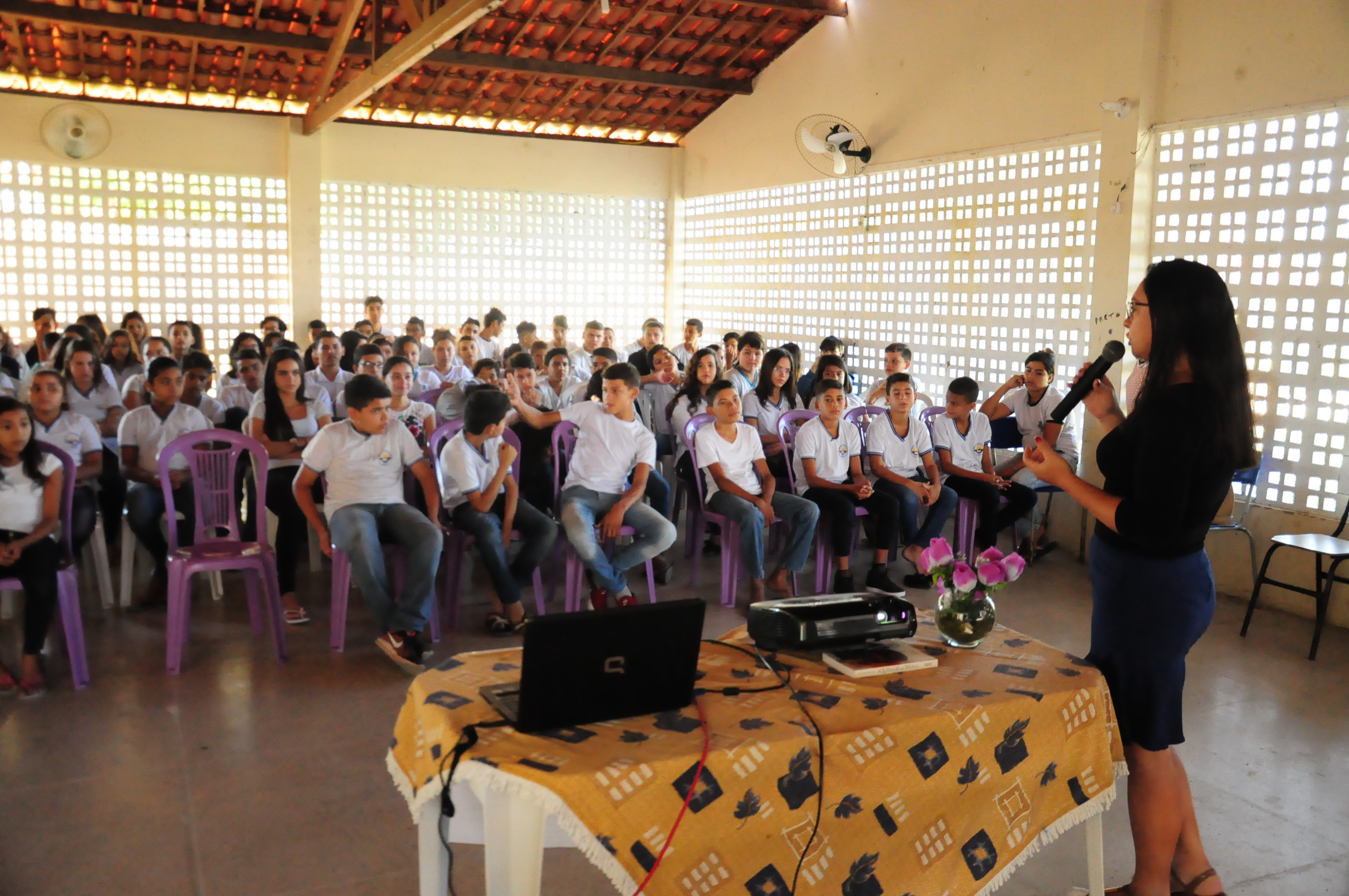 Escolas Municipais participam de Concurso de Desenho e Escrita