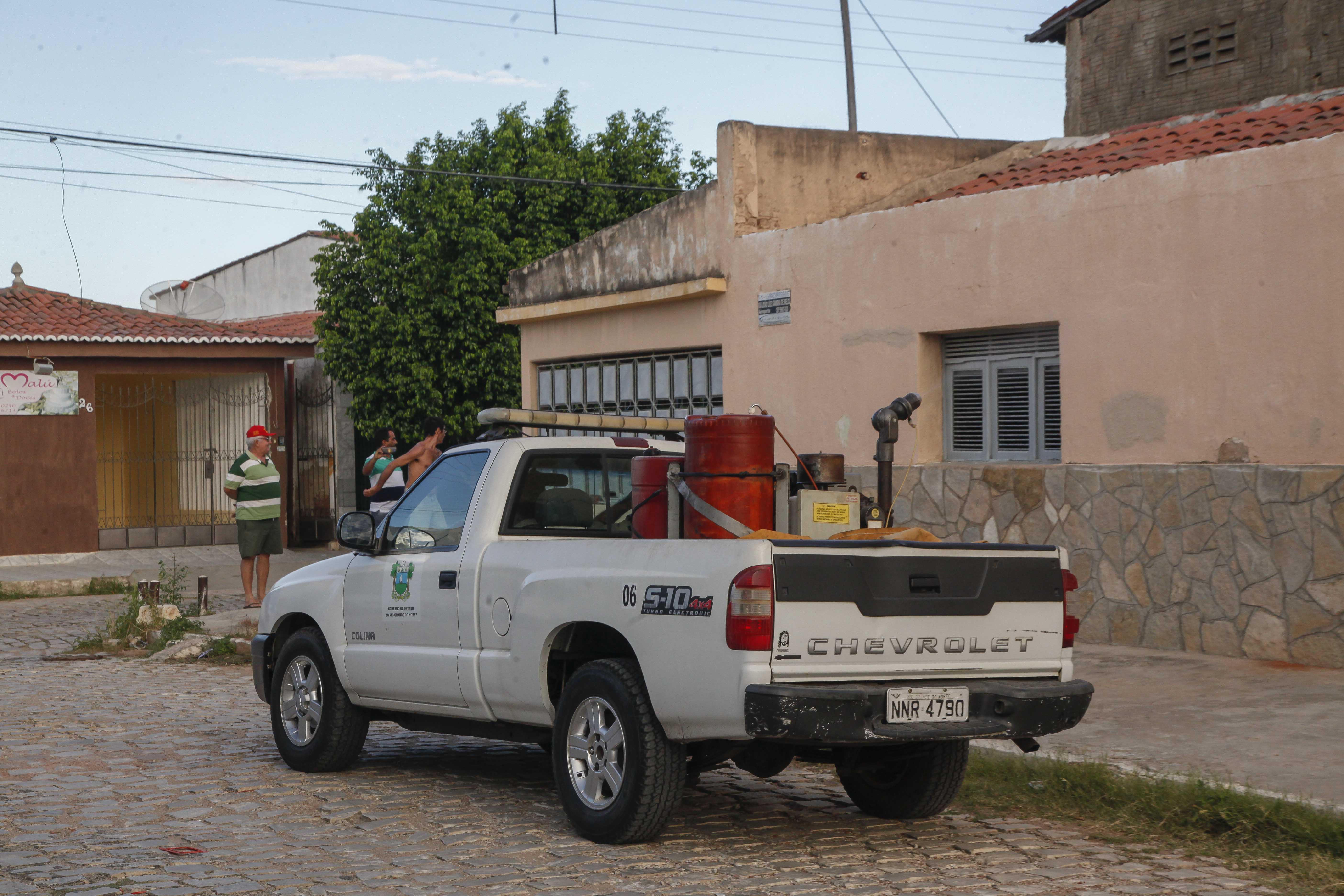 Carro fumacê começa a circular em 10 bairros de Mossoró a partir desta sexta-feira (20)