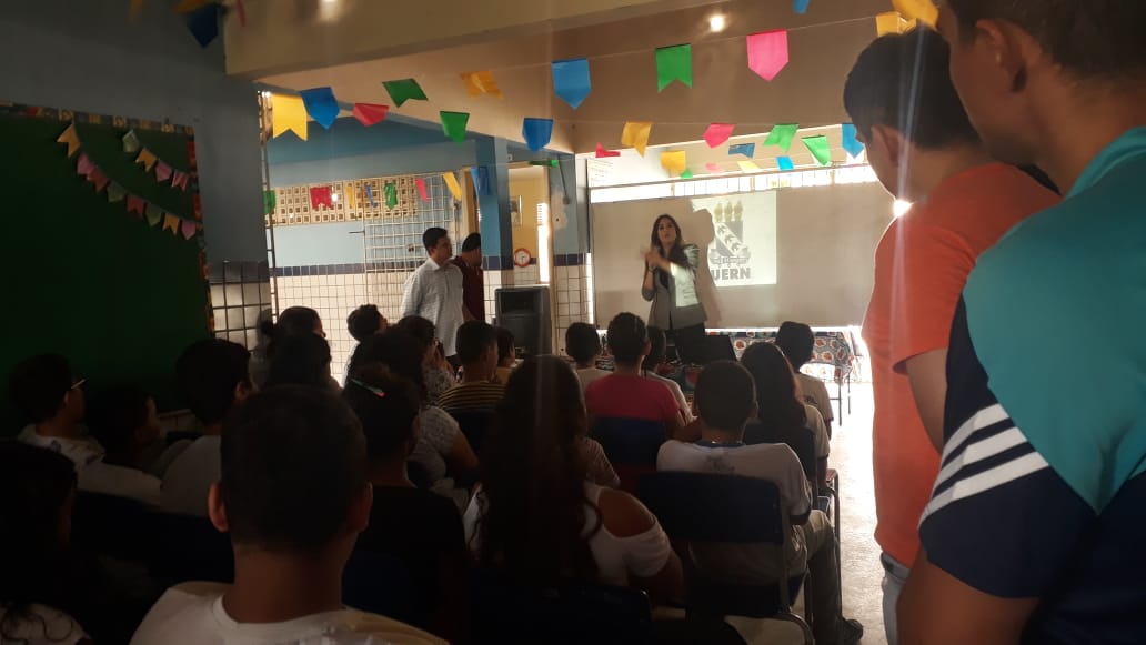 Palestra sobre Direito chega à alunos da Rede Municipal