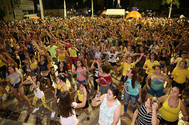 Abertura do Setembro Amarelo leva multidão ao Viva a Rio Branco