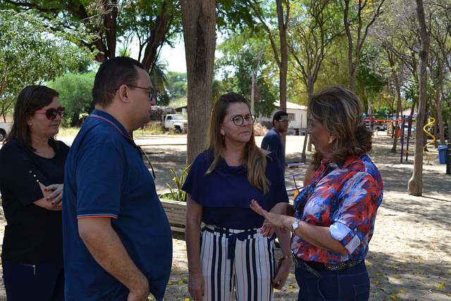 Prefeita visita obras de reestruturação do Parque Municipal Maurício de Oliveira