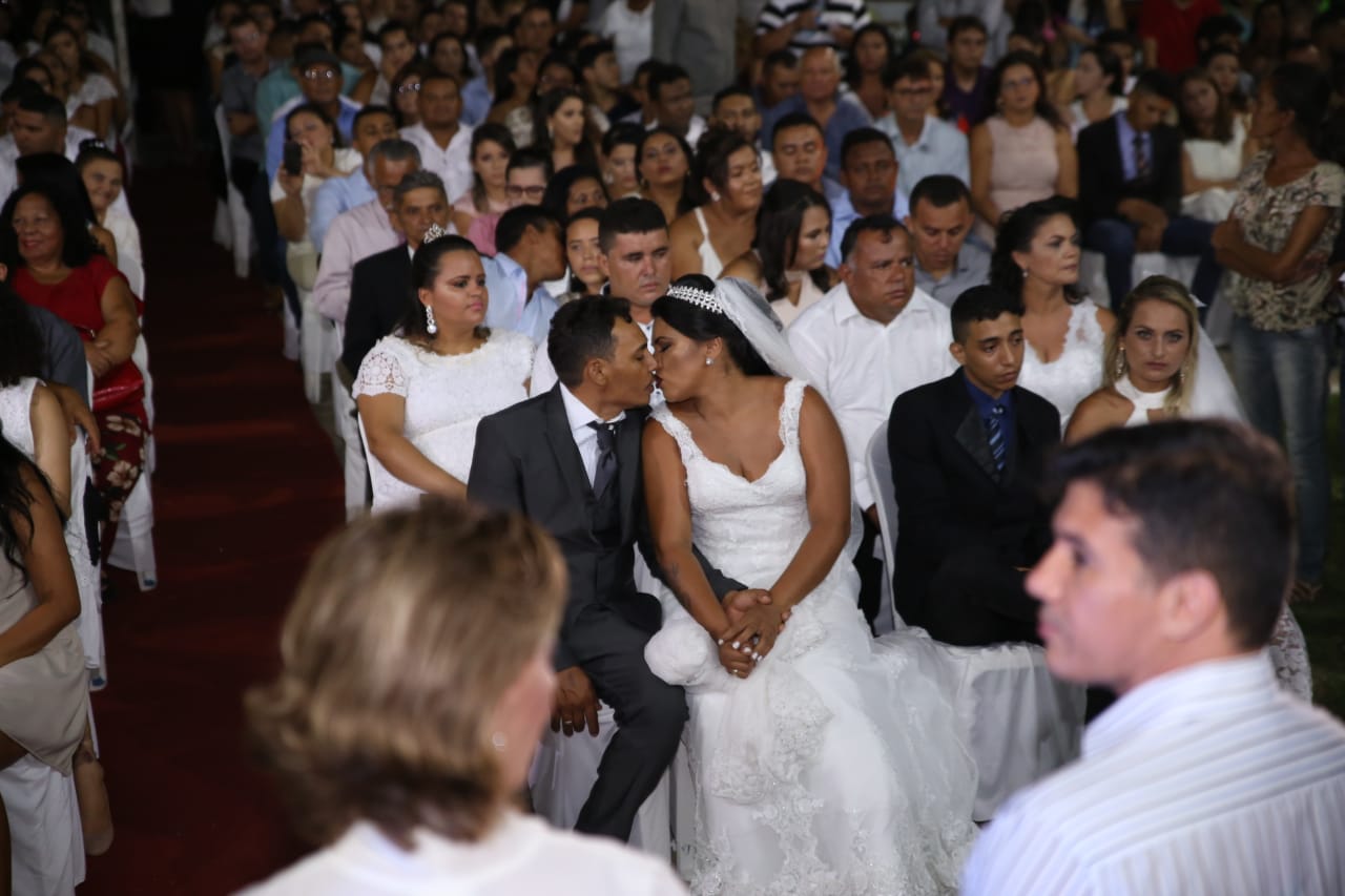 Casamento Coletivo promove união de 130 casais