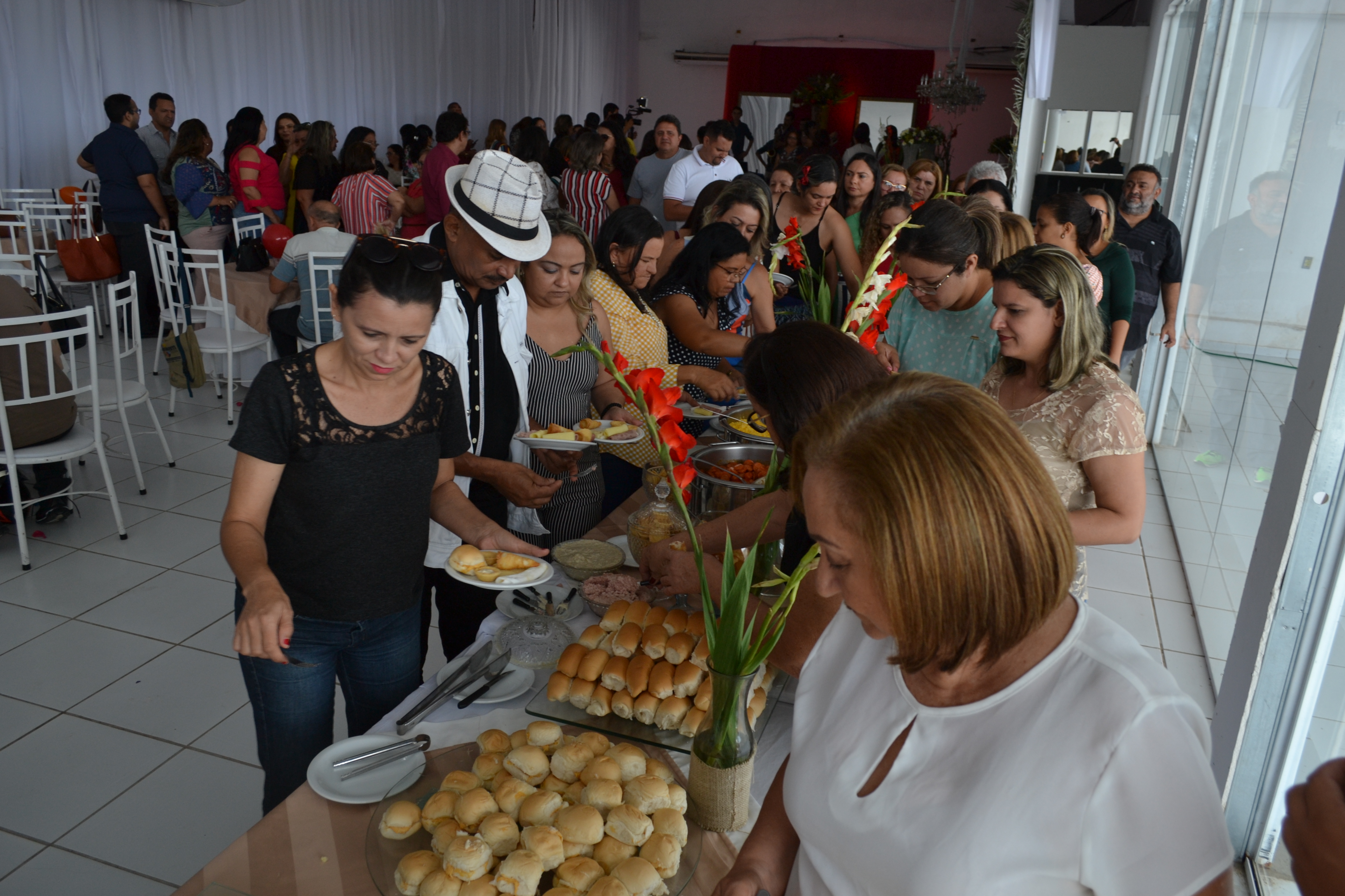 Secretaria de Educação celebra Dia do Diretor Escolar