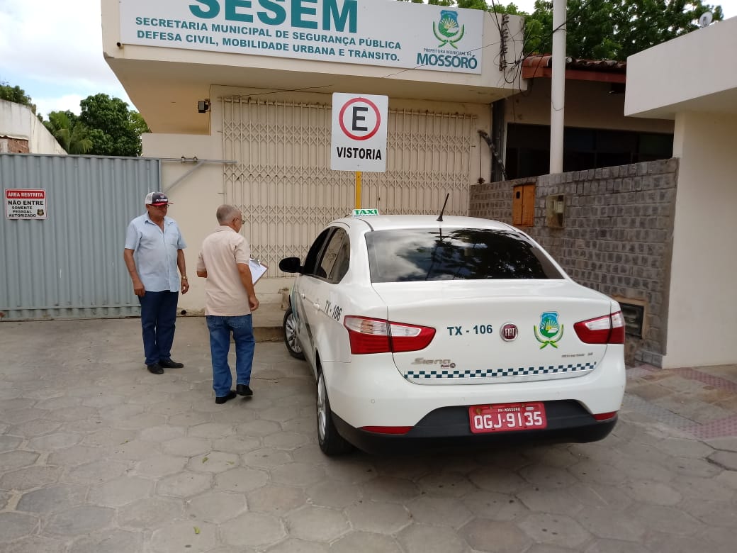 Trânsito alerta sobre motoristas que não realizaram recadastramento e vistoria no ano passado