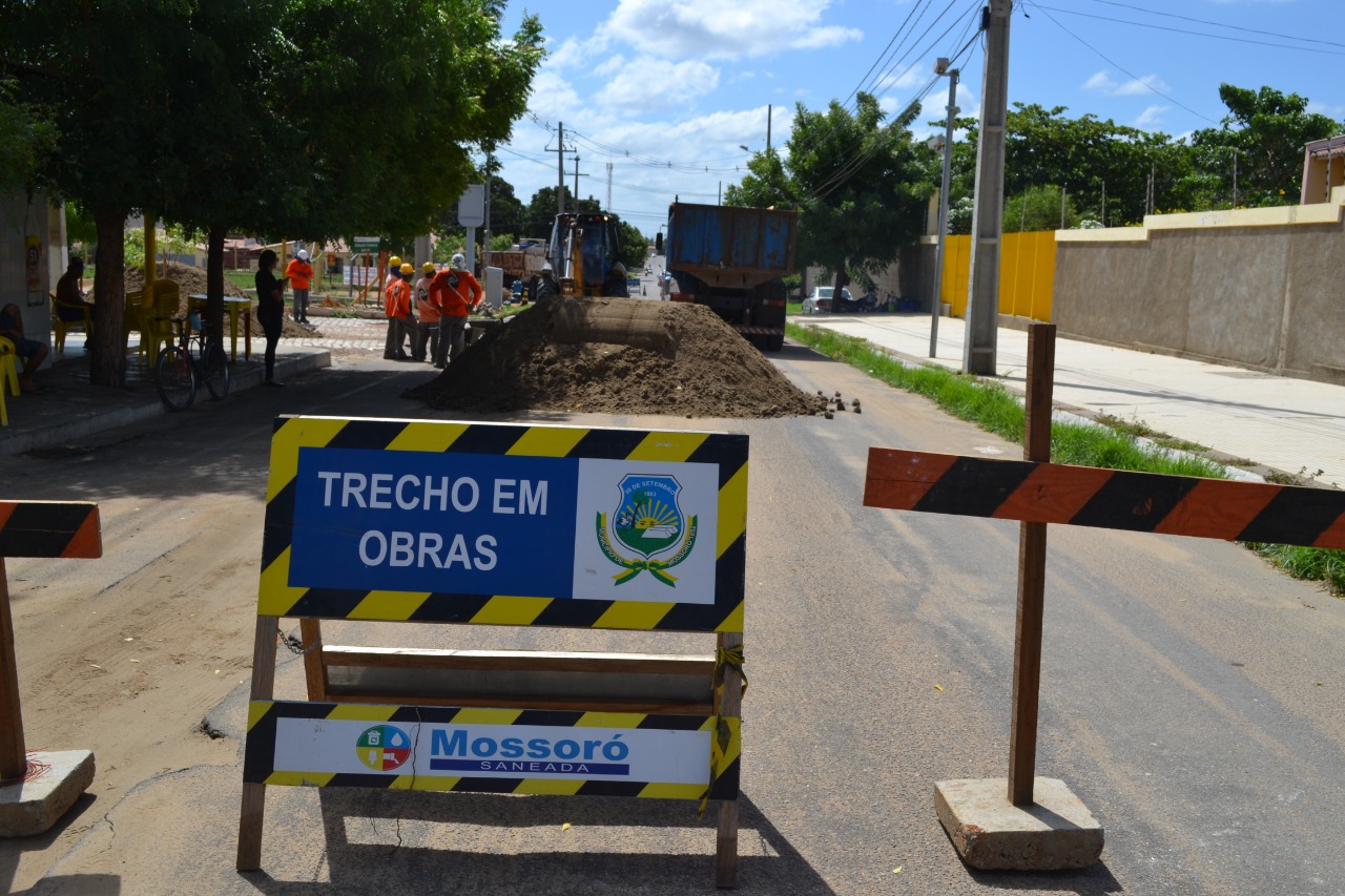 Obras de Saneamento Básico seguem em andamento na cidade