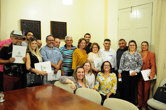 Membros do Conselho Municipal de Política Cultural são empossados pela prefeita Rosalba Ciarlini