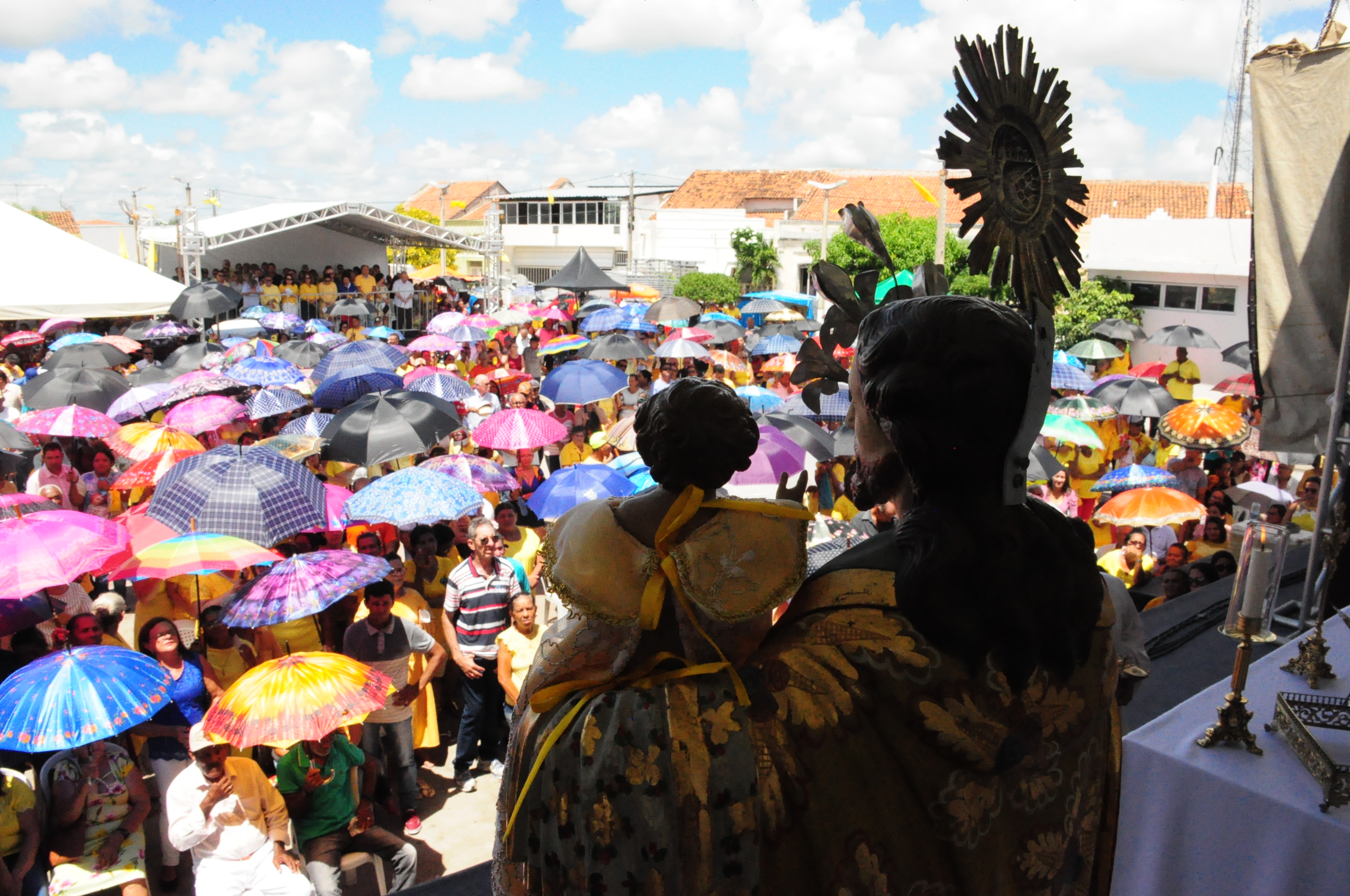 Prefeita participa de missa em homenagem a São José em Angicos