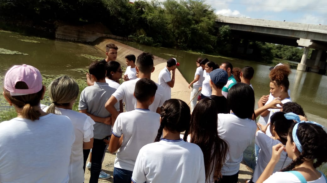 Projeto sobre preservação da água dos rios leva conscientização a alunos de escolas públicas