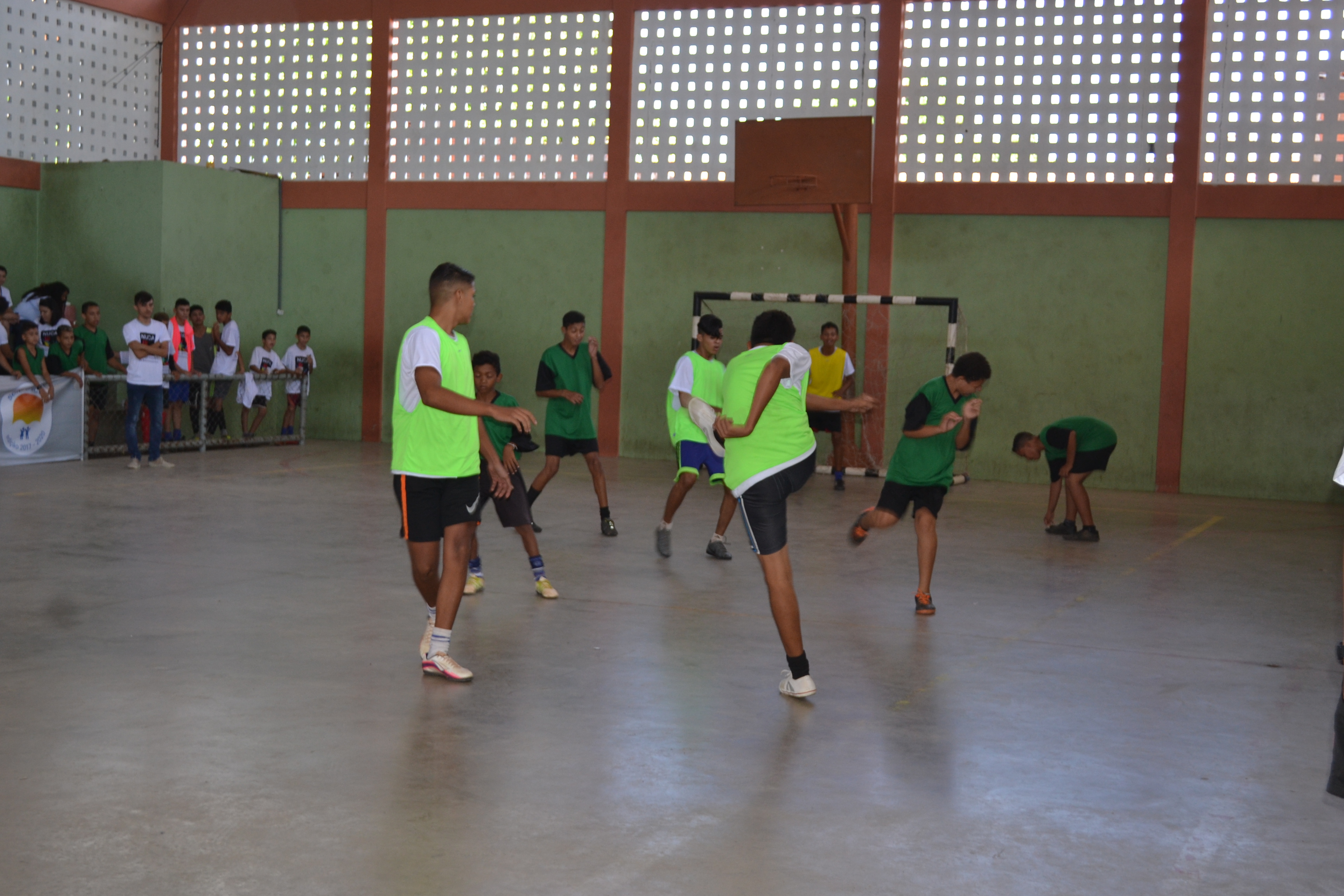 Torneio da Juventude reúne mais de 200 adolescentes em torno do esporte