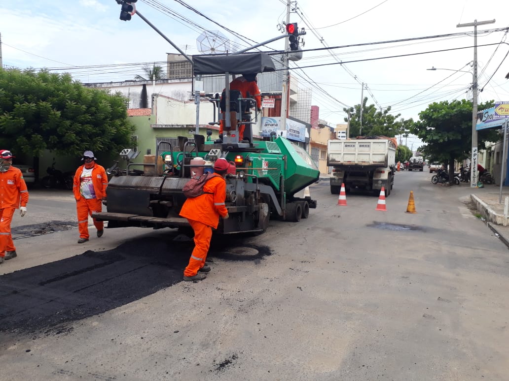 Operação tapa-buraco chega em novos trechos da cidade