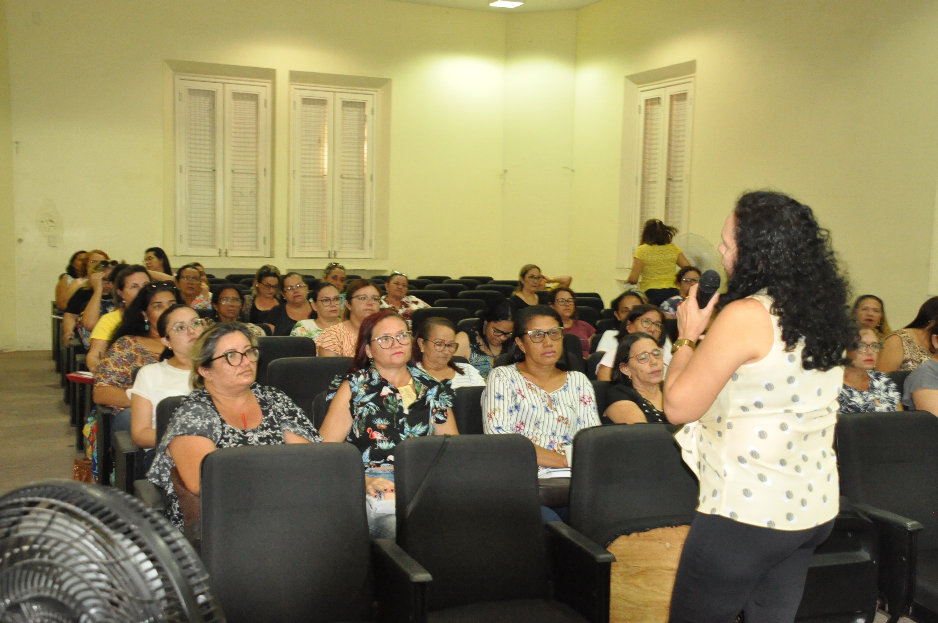 Secretaria de Educação promove formação com conselheiros escolares