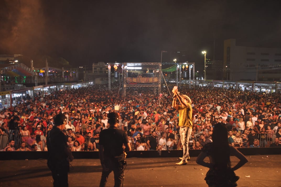 Forró das antigas anima público no terceiro dia de shows na Estação das Artes