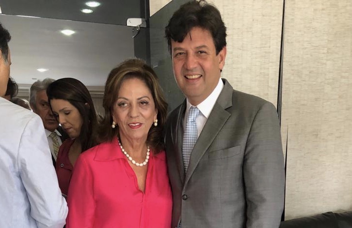 Prefeita Rosalba participa de reunião com ministro da Saúde que confirma investimento