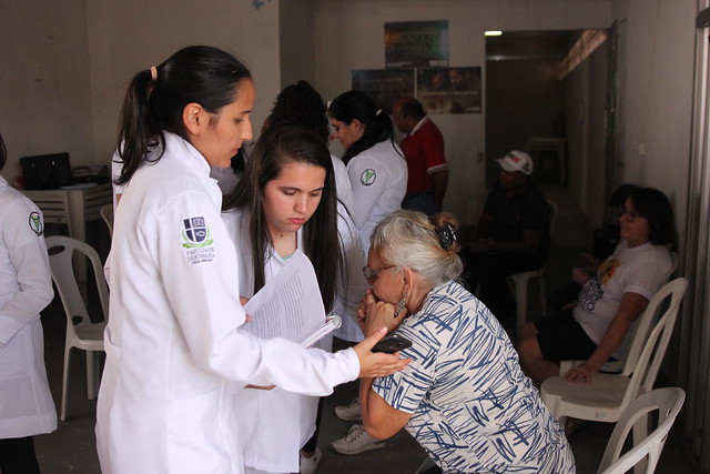 CRAS Sumaré realiza ação de saúde com idosos