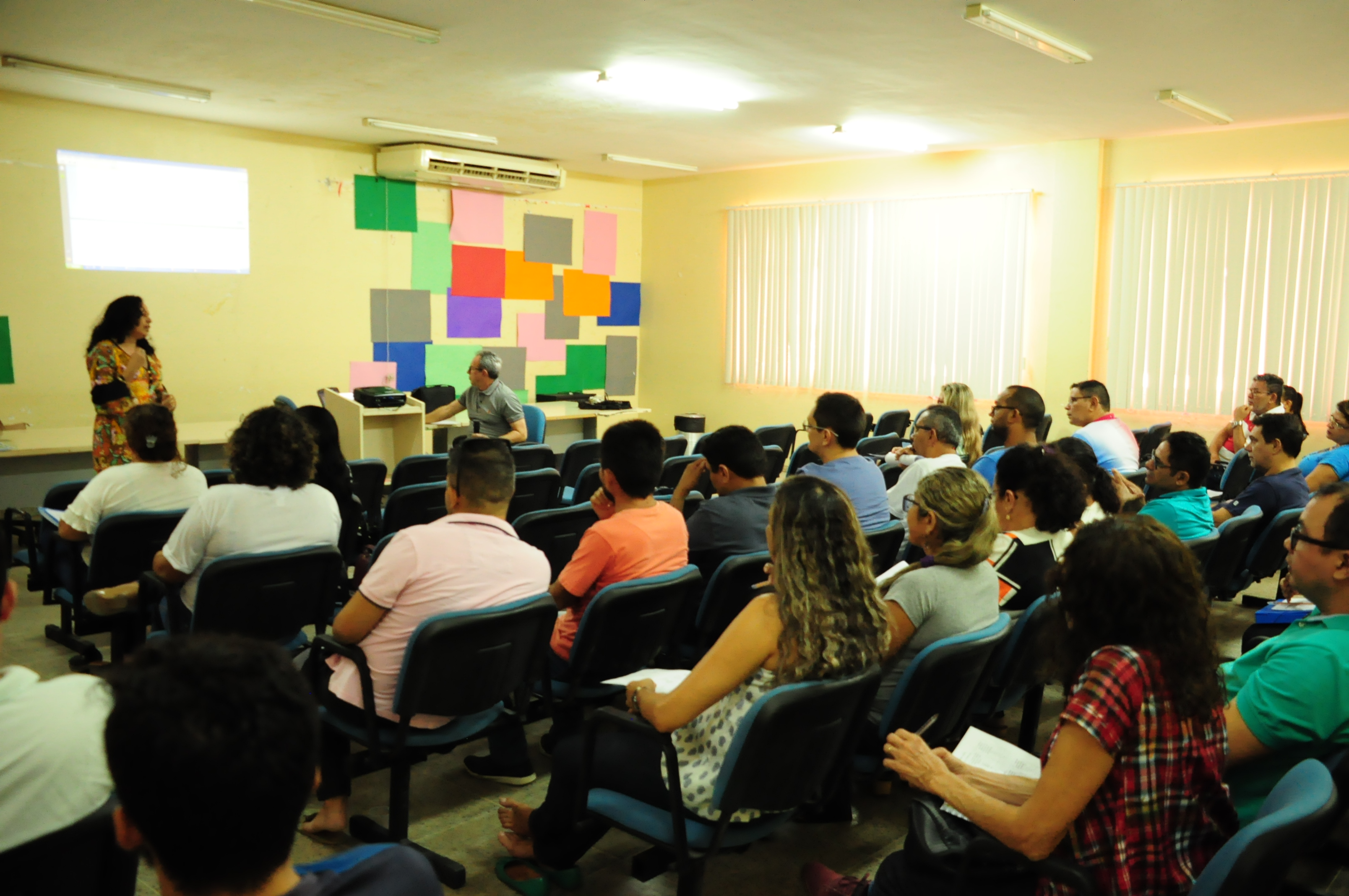 Seminário reúne professores dos 5º e 9º Anos do Ensino Fundamental