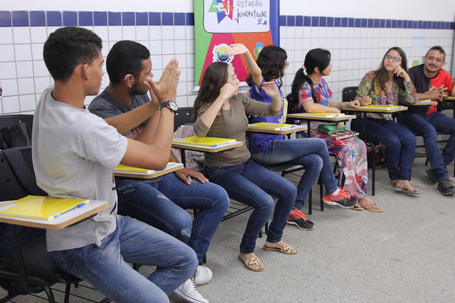 Estação Juventude 2.0 inicia oficina de fotografia para surdos