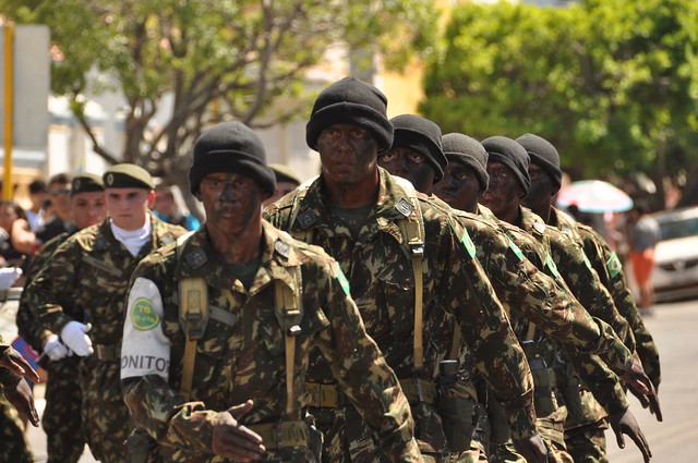 Desfile cívico-militar 7 de setembro marca as festividades da Independência do Brasil