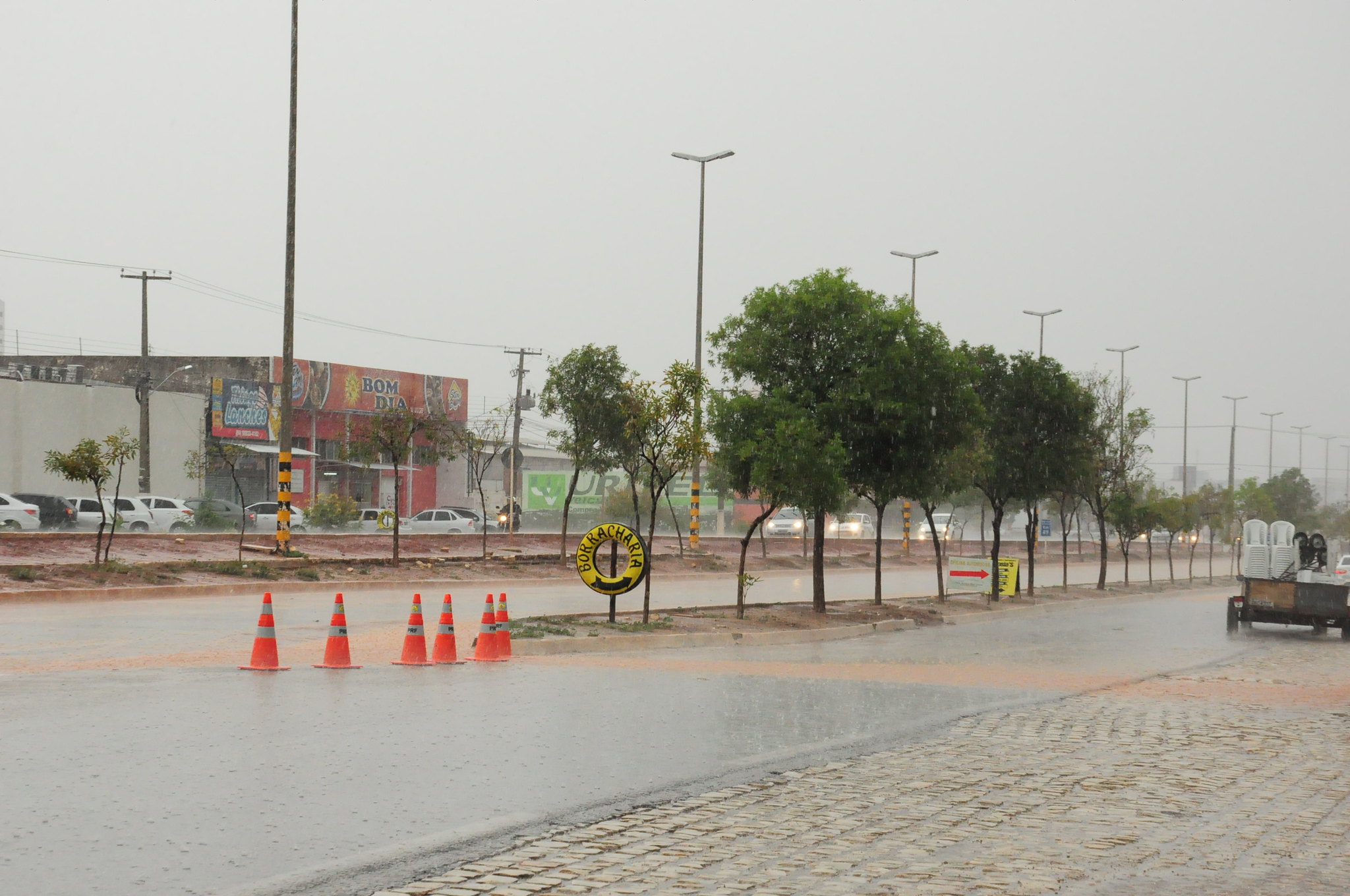 Secretaria de Serviços Urbanos intensifica trabalho durante período chuvoso