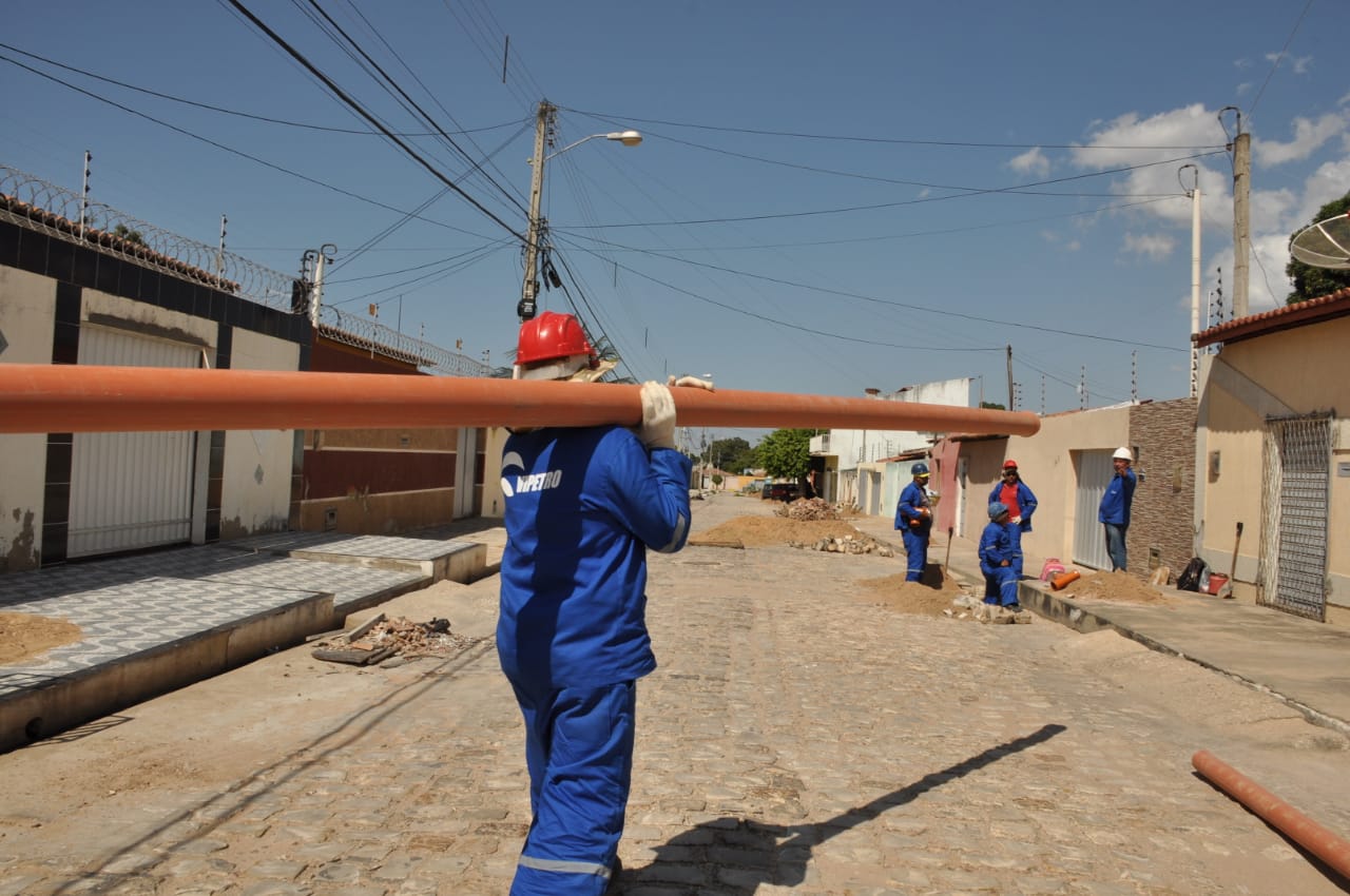 Prefeitura de Mossoró retoma obra de saneamento básico nas bacias 1 e 7