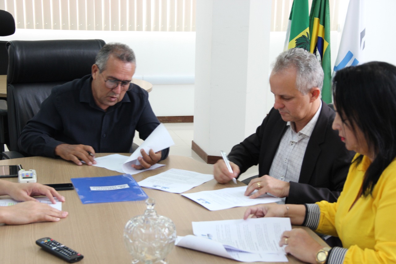 Acordo para facilitar compartilhamento de dados é firmado entre Prefeitura e Jucern