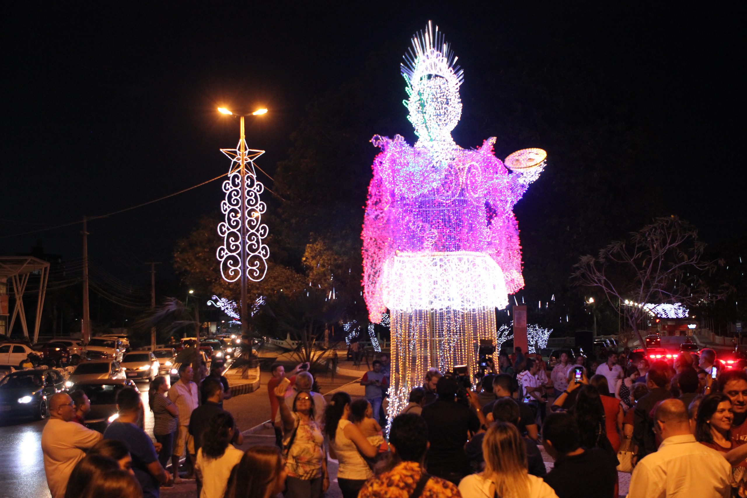 Escultura de Santa Luzia permanecerá erguida na Avenida Presidente Dutra