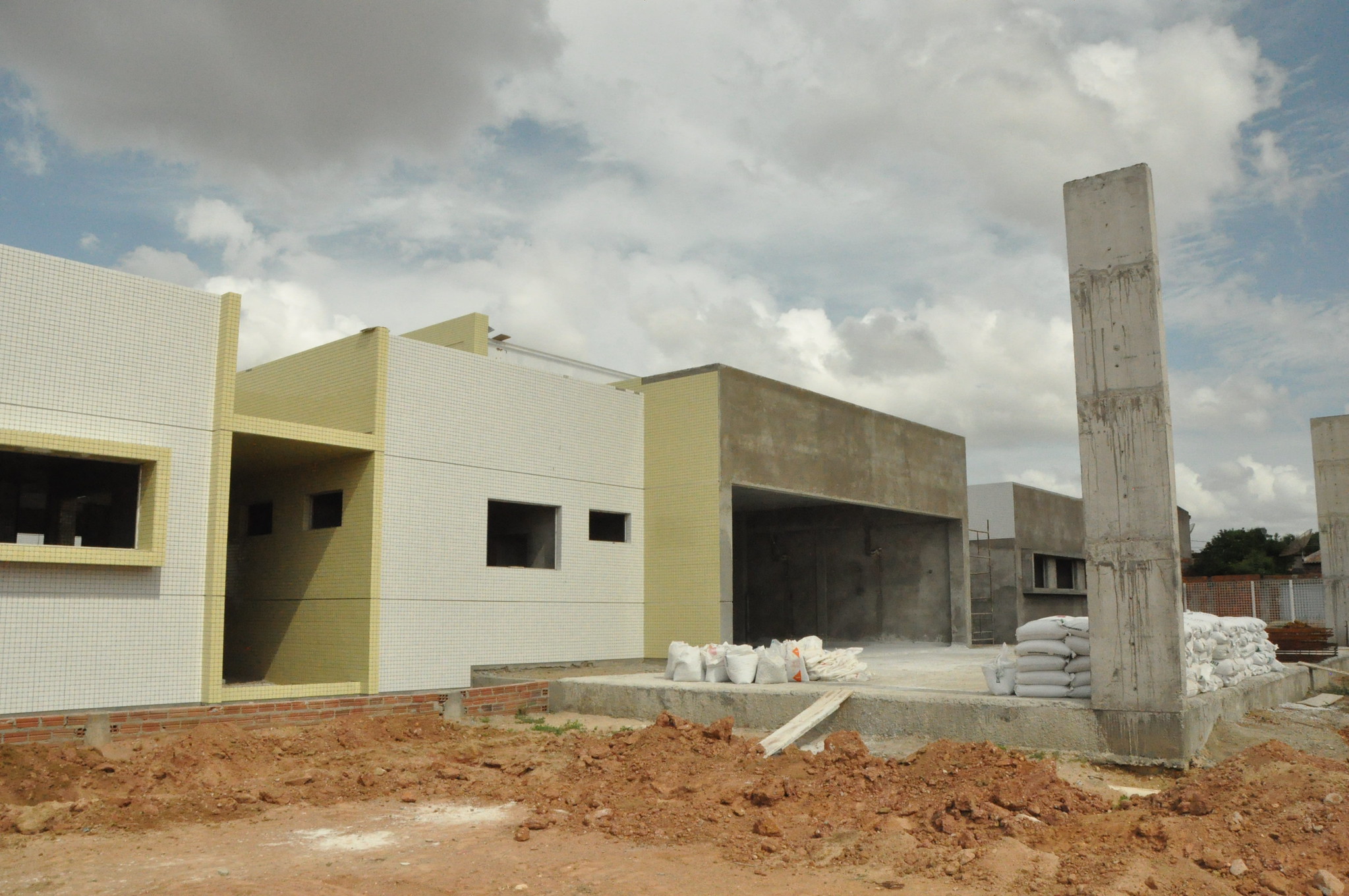 Obras do Centro Especializado de Reabilitação avançam