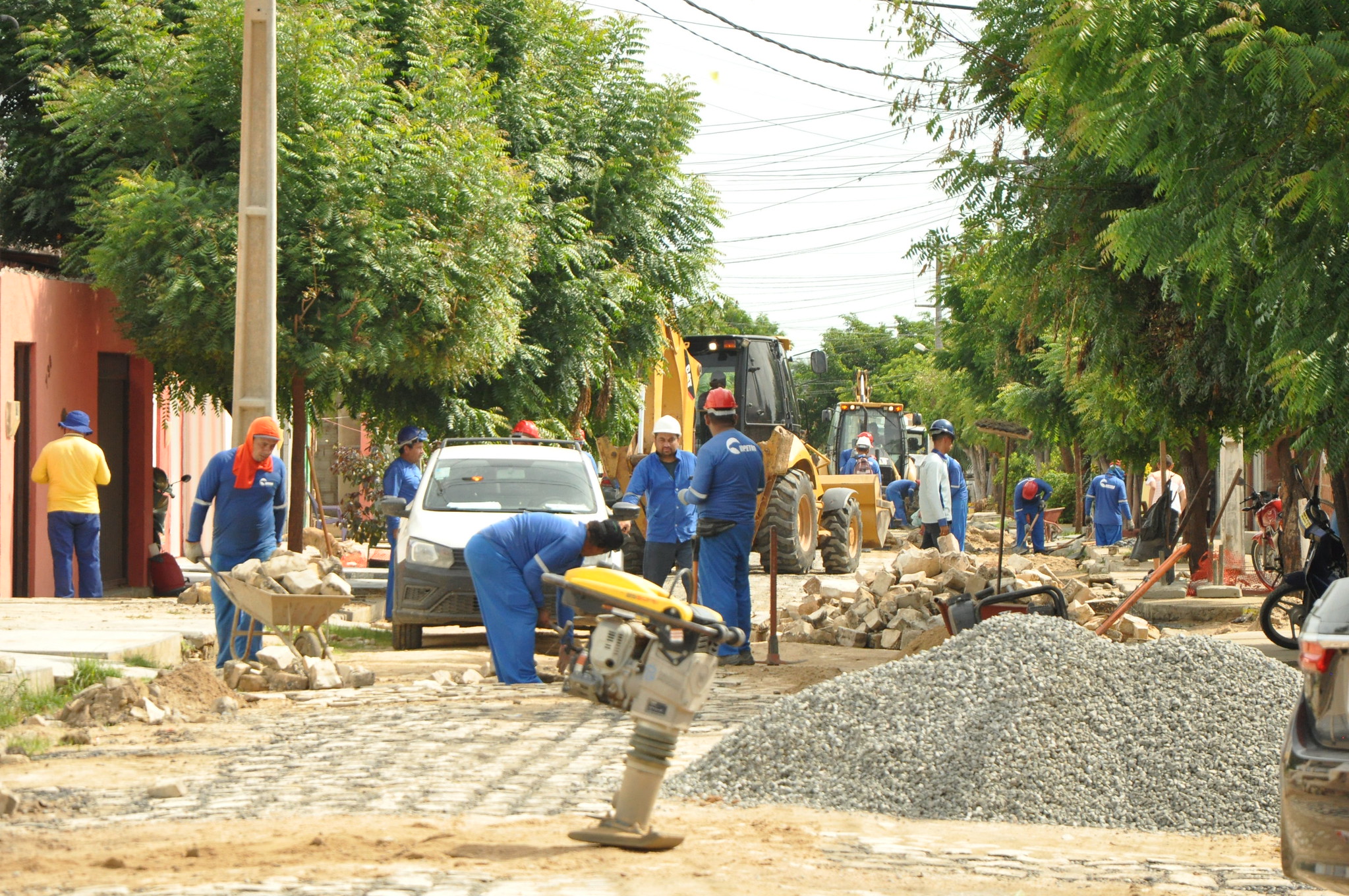 Ruas do bairro Santo Antônio recebem serviço de Esgotamento Sanitário