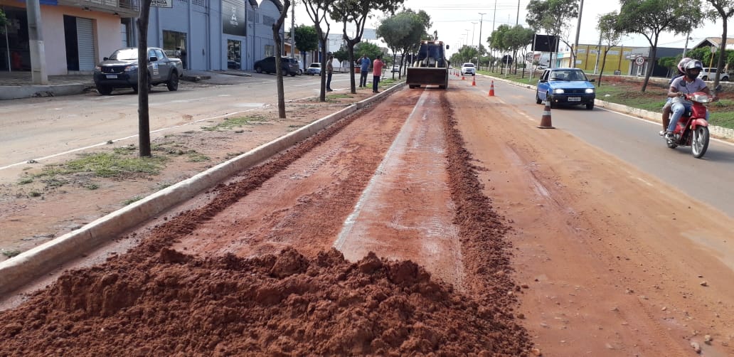 Após chuvas, município realiza trabalho de limpeza em ruas e avenidas