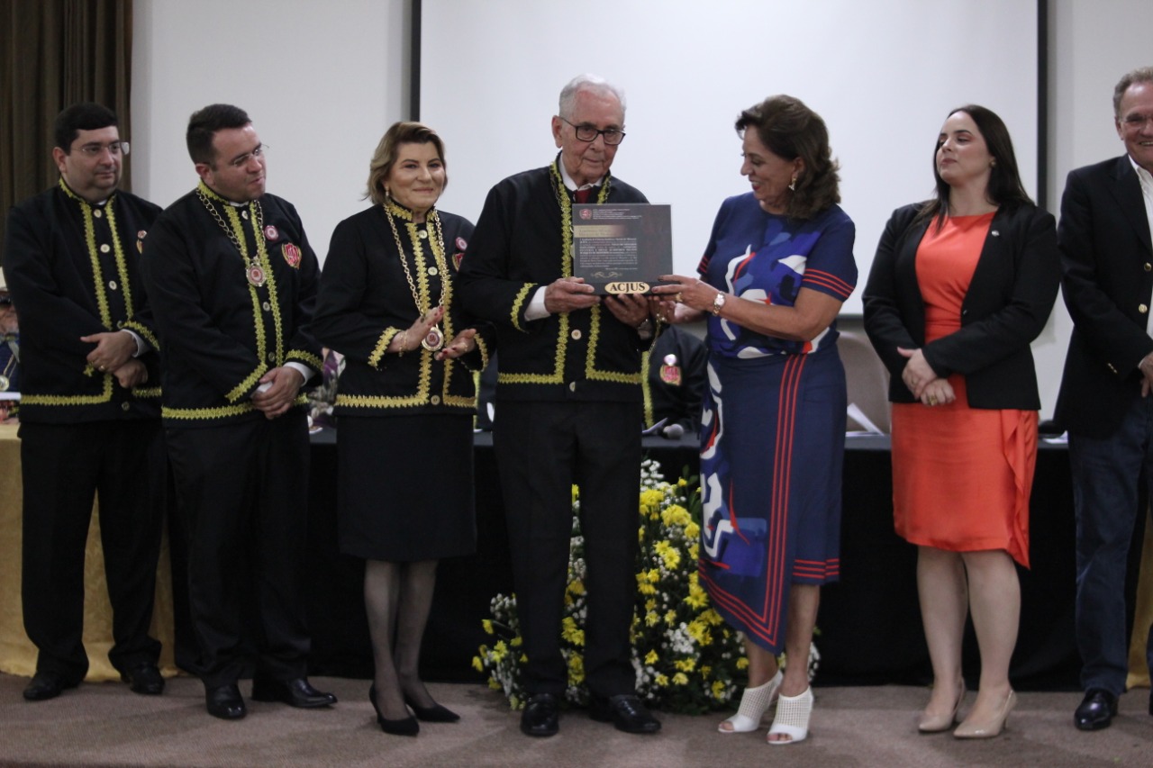 Prefeita Rosalba participa de lançamento do livro do advogado Paulo Fernandes