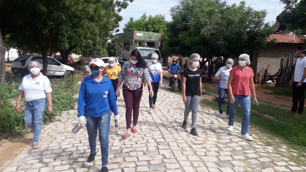 Agentes de endemias e de saúde realizam ação educativa de combate às arboviroses no Bom Jesus