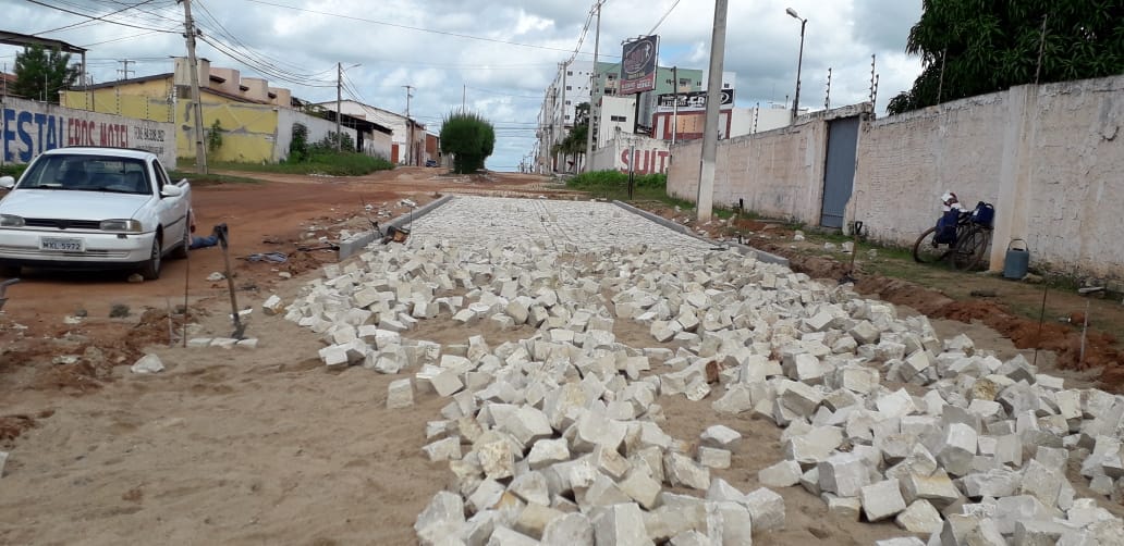 Prefeitura de Mossoró inicia pavimentação de ruas no loteamento Cidade Nova