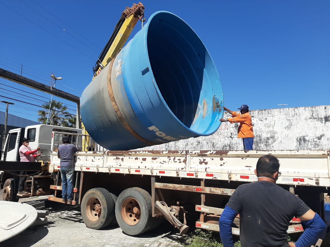 Moradores do PA Guarujá serão beneficiados com caixa d'água de 20 mil litros