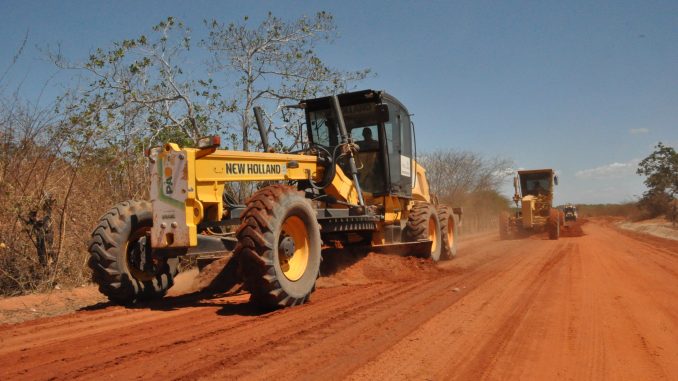 Prefeitura lança licitação para serviços de manutenção em estradas vicinais