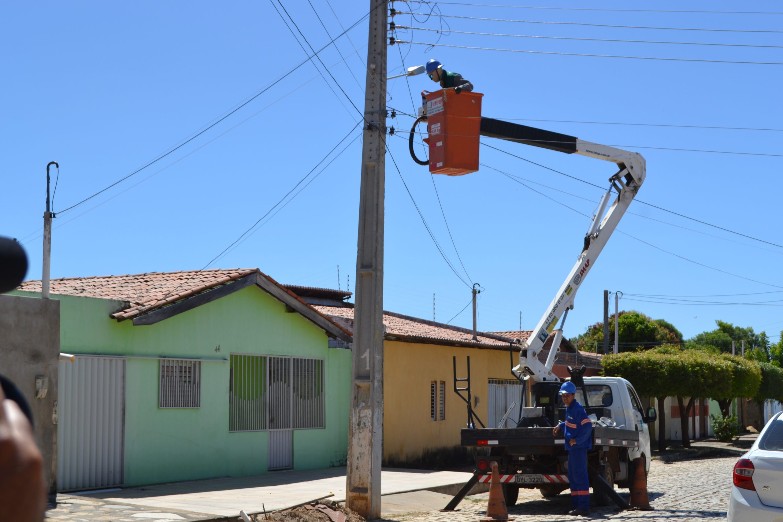 Secretaria de Infraestrutura já substituiu mais de 60% da iluminação pública de Mossoró por lâmpadas de led