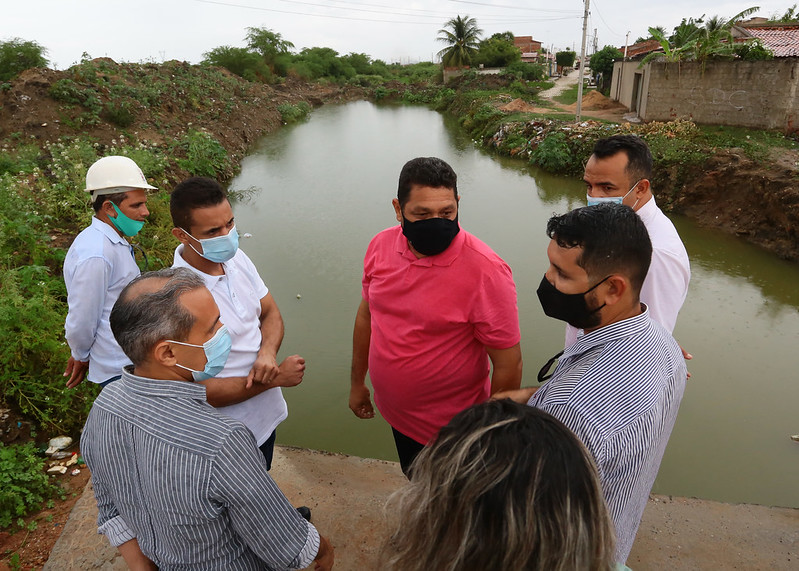 Prefeitura concluirá obras do Canal do Santa Helena e anuncia ampliação da pavimentação das ruas do entorno